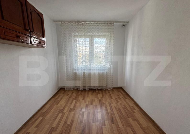 Apartament cu 3 camere, semidecomandat 47 mp