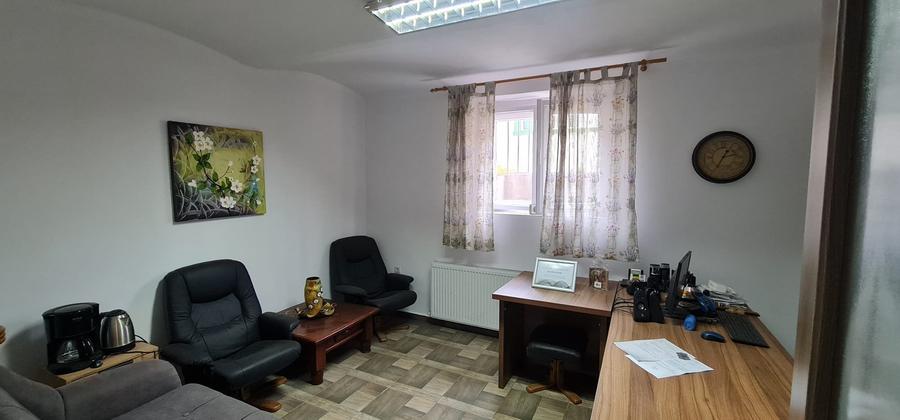 Vand apartament la casa ,cu 2camere,situat central in Sibiu,pe str.Independentei - 1