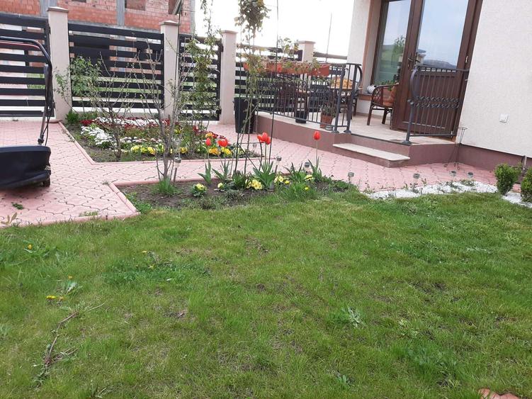 Casa primitoare Tunari - 1