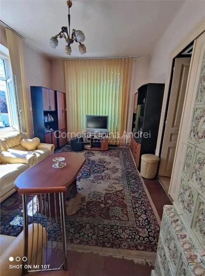 Casa D+P+M, teren 187 mp, pretabila - clinica, cabinete, birouri - Piata Mare