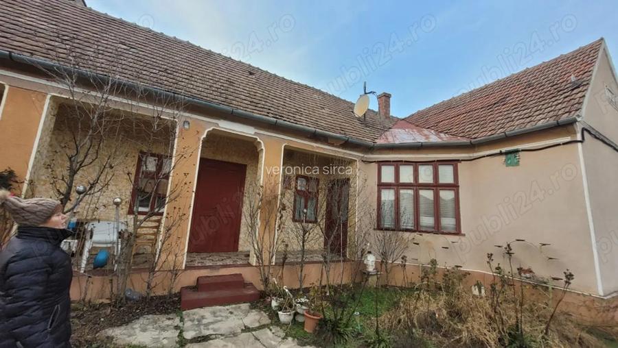 Casa de vanzare