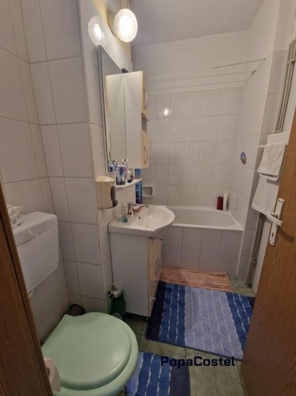 Camera de Comert - bd. Mircea Voda 3 camere parter/8, decomandat, 76 mp utili - 4