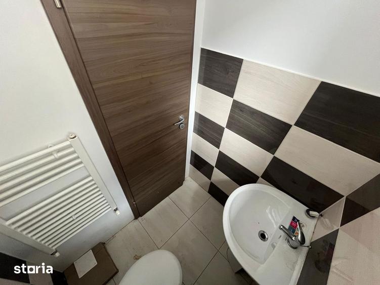 Spațiu comercial, de 23 mp, în Central