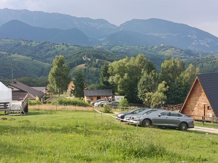Vilă spectaculoasă de vânzare în Moeciu de Sus | Vedere panoramică.