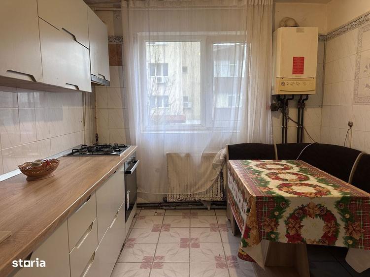 ETAJ 1! Vanzare apartament cu 2 camere in M11 - Targoviste - 1