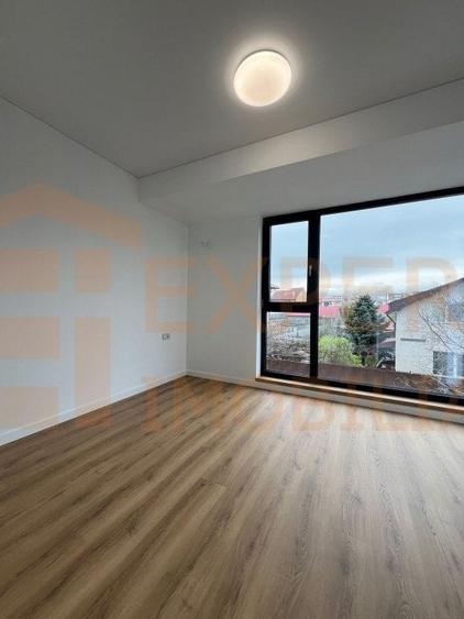 Casa P+1, situata in zona PALAZU MARE - 17