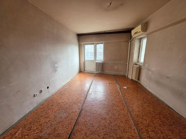 Calea Giulesti, chiar vav stadion, stradal, vedere fata, bloc 1989, 77 mp - 7