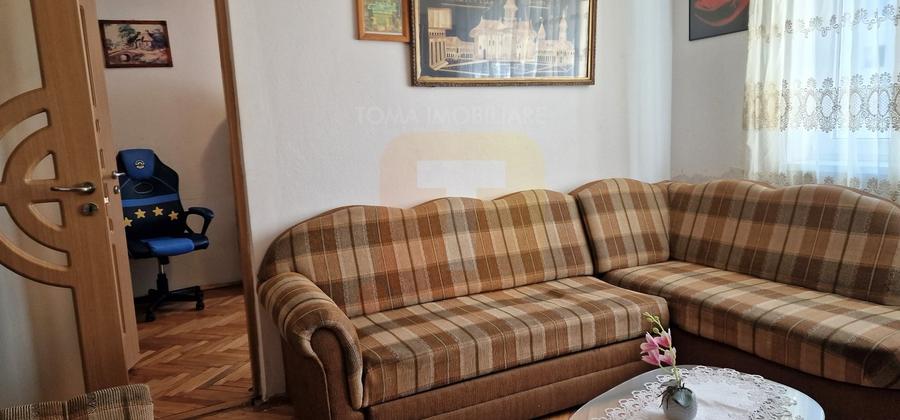 Apartament 3 camere de vânzare, etaj 2 din 4, Aleea Tiparului - 1