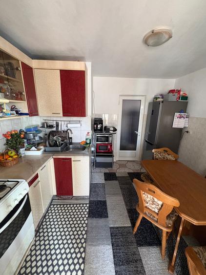 Apartament cu doua camere, luminos , spatios, 2 locuri de parcare,boxa , - 5