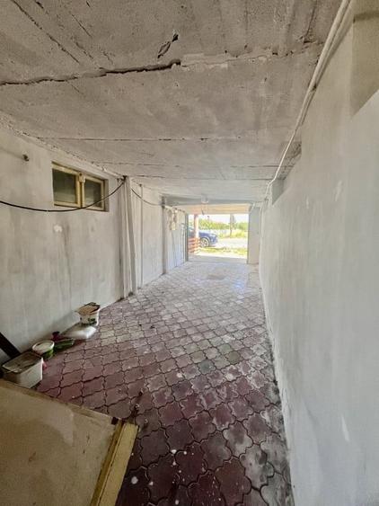 Casa de vanzare Frumusani - Spatiu Comercial la Parter - 25 min de Bucuresti - 19