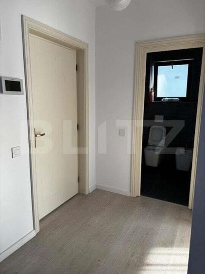 Apartament 2 camere, cu loc de parcare in curte, zona centrala - 3