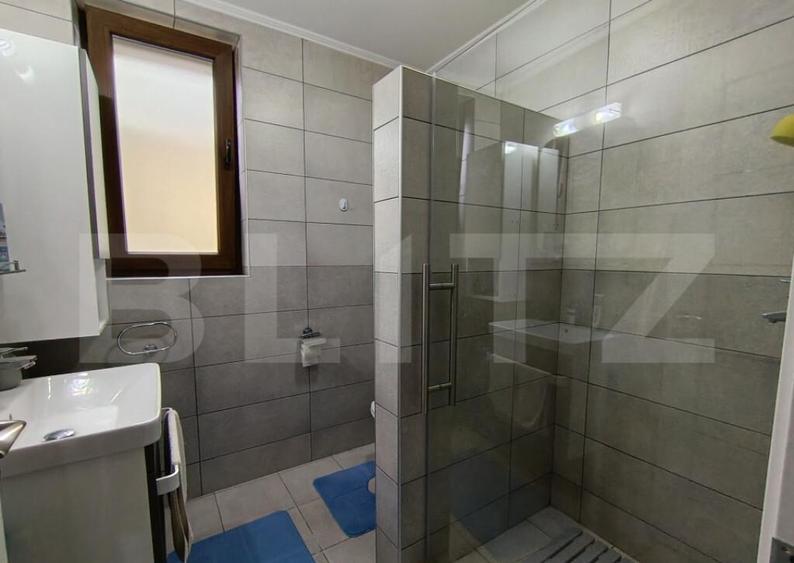 Casa cu 3 camere in suprafa?a de 122 mp ?i un teren de 5 - 10