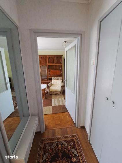 Apartament 2 camere, etajul 2, str. Caragiale - 4