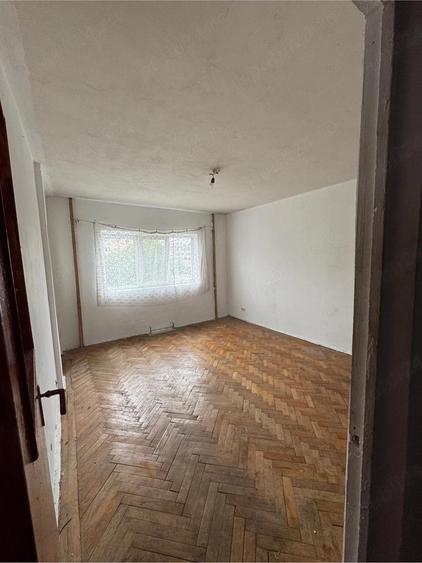 Garsoniera de vanzare Brad Hunedoara - 1