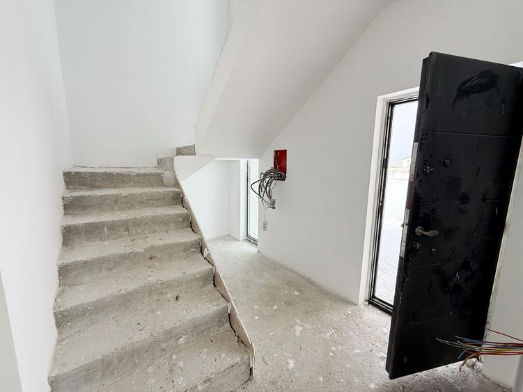 Vila Individuala / 4 Camere / 3 Bai / Incalzire Pardoseala / Teren 390 mp - 3