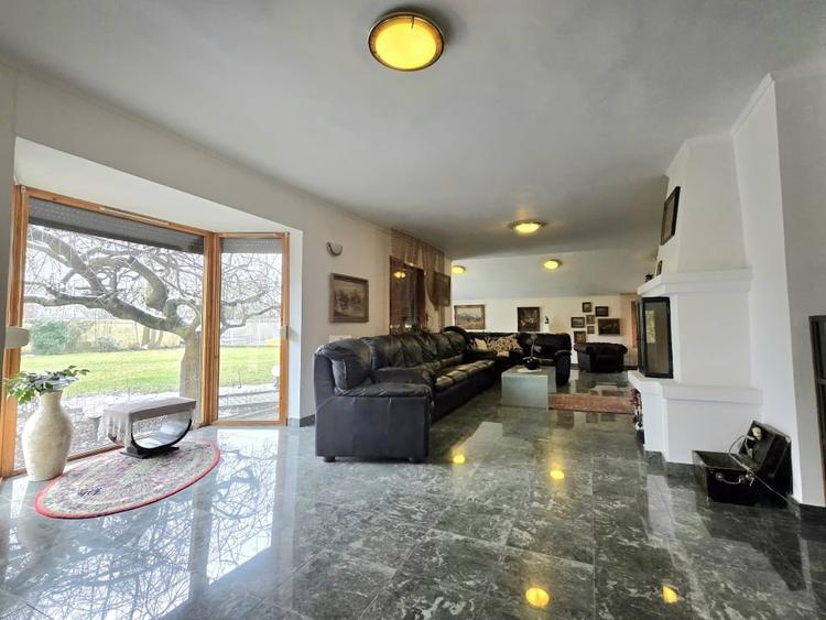 Vila deosebita de vanzare in Otopeni langa ''Ana Aslan'' - arhitectura germana - 3