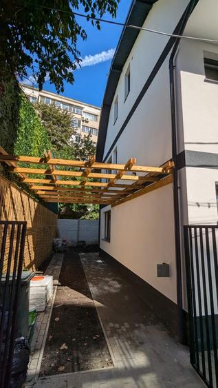 Metrou,Eroii  Revolutiei  PADESUL Vila 2024 ,Finisaje lux ,BINE CONSTRUITA 6 cam - 4