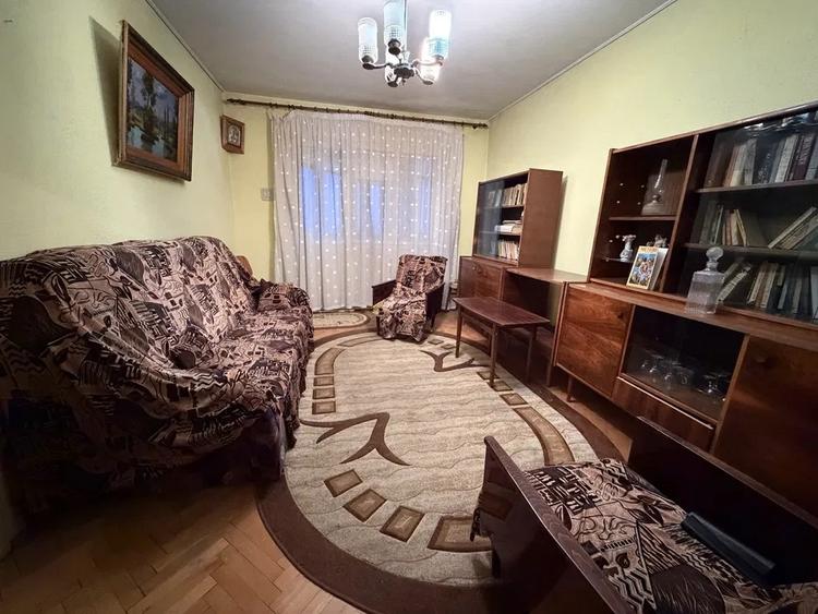 Apartament 3 camere, zona Tatarasi - 1