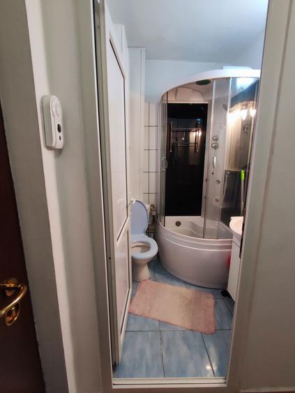 Inchiriez garsoniera - 1