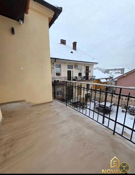 3 camere mari central de inchiriat - 2