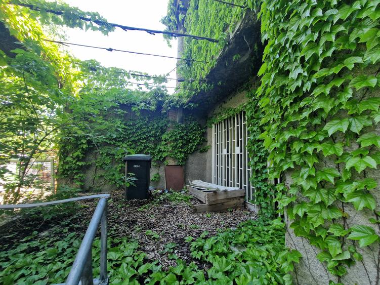 Eforie Sud- Casa P+1 caramida, 4 camere, teren 200mp- 120.000euro - 4