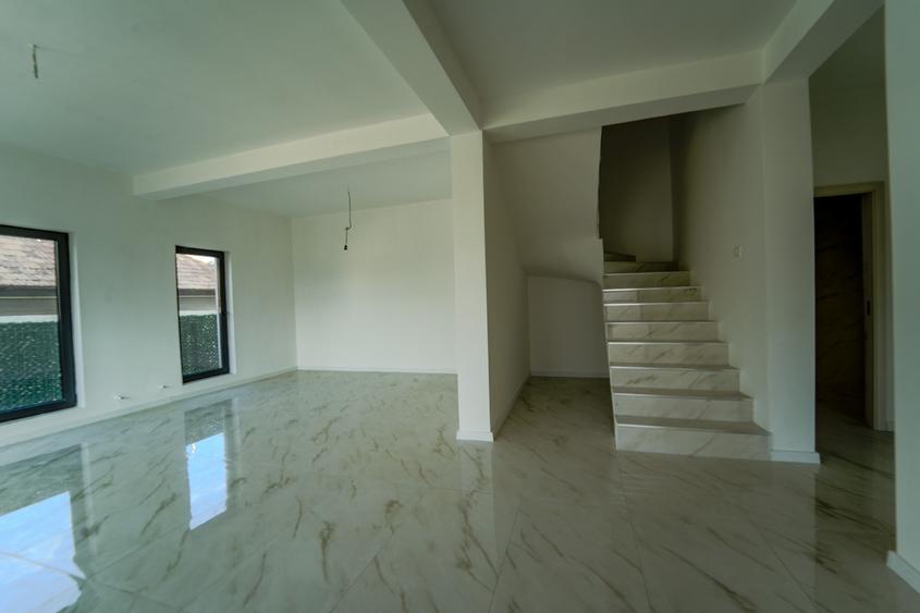 Vilă stil mediteranean Ovidiu poziție excelentă 4 camere posibil schimb - 11