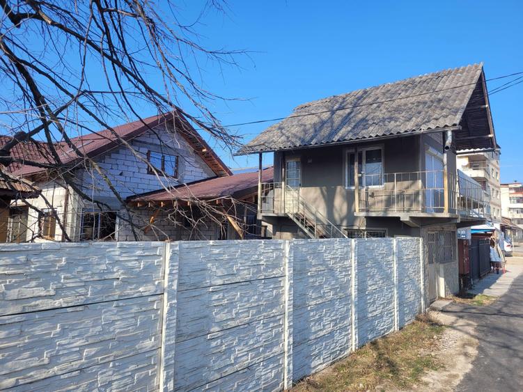 Casa la rosu + Teren 1279mp + Spatiu comercial in statiunea Pucioasa - 5