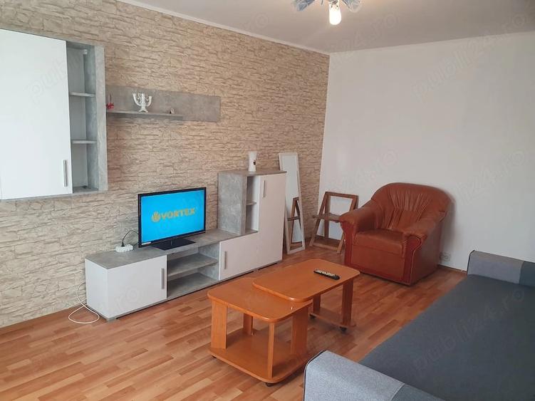Inchiriez apartament 3 camere, zona M-uri. - 10