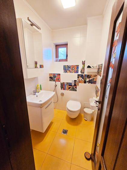 Vanzare vila 6 camere, mobilata si utilata, in Banesti - 11