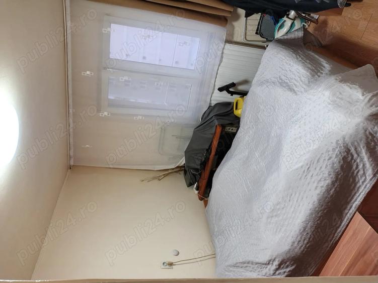 Vand apartament cu 3 camere - 1