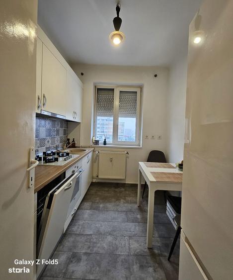 Apartament 2 camere ultracentral Pia?a 1 Decembrie Langa Oradea Plaza - 6