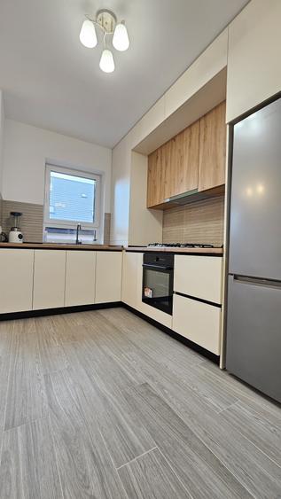 Apartament 2 camere Tractorul mobilat-utilat lux,parcare subterana,149000 Euro - 3