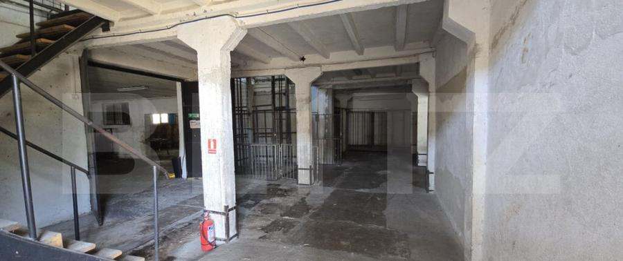 Hala produc?ie/depozitare, de vanzare, 2600 mp, zona Bari - 8