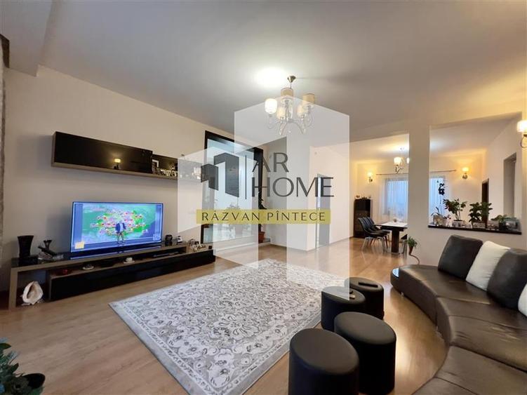 Vila de lux, P+1E+pod, 5 camere, garaj, zona Albert Nord, Ploiesti - 1