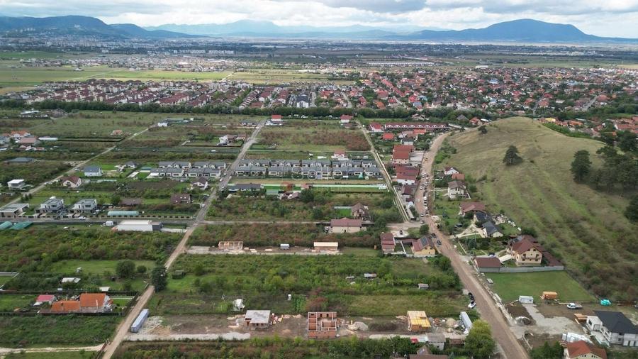 Teren intravilan - 17