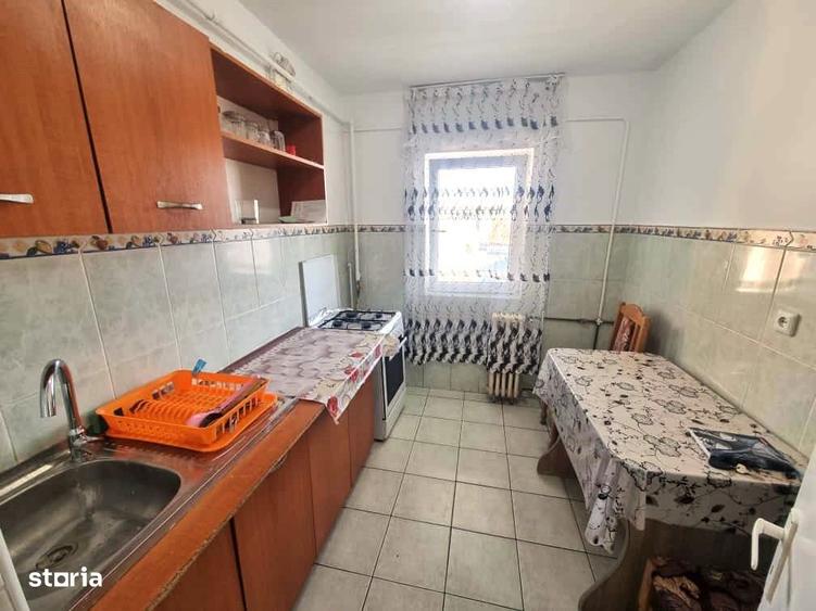 Vanzare apartament 2 camere, Ploiesti, zona 9 Mai - 5