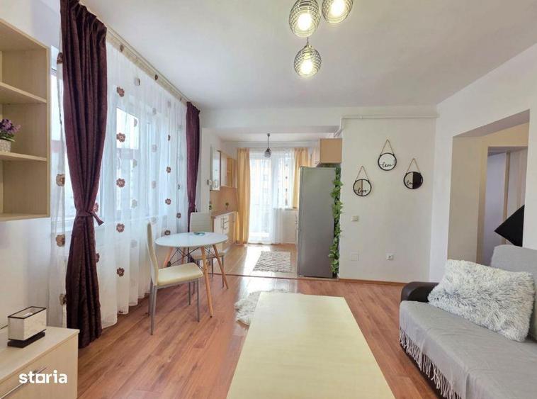 Garsoniera spatioasa Coresi / Tractorul Bloc Nou, Parcare, Complet - 3