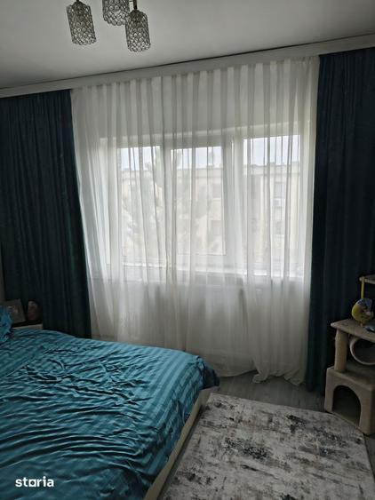 Vand apartament semidecomandat, mobilat ?i utilat, etajul 4 - 8