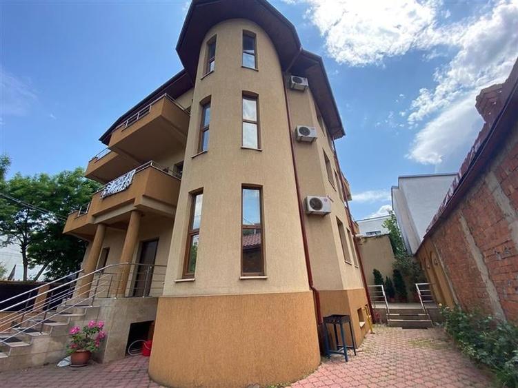 Vila de inchiriat langa metrou Aurel Vlaicu - pretabila birou - 1