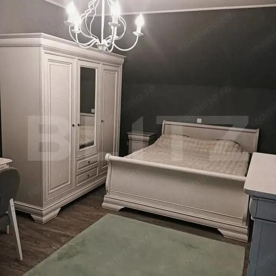 Casa individuala cu 5 camere, 240 mp, 12,8 ari teren, zona nord - 4