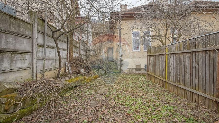 Comision 0% | Garsonieră la casă, curte comună– Matei Basarab - 18