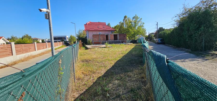 Teren Intravilan Laguna Albastra | Constructie existenta Teren Intravilan Laguna Albastra | Constructie existenta