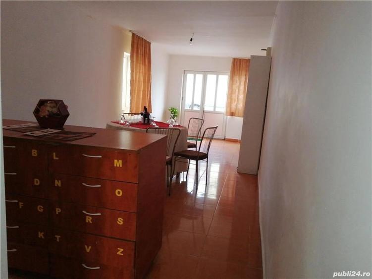 Inchiriez spatiu. - 5