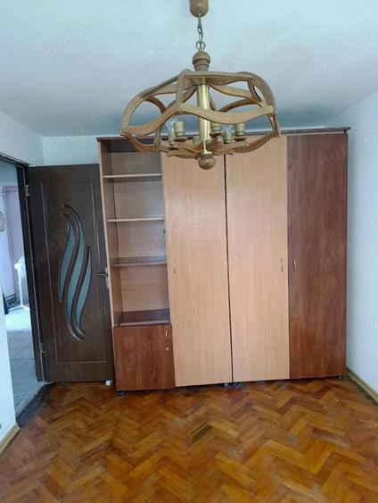 apartament de vanzare cu 3 camere - 2
