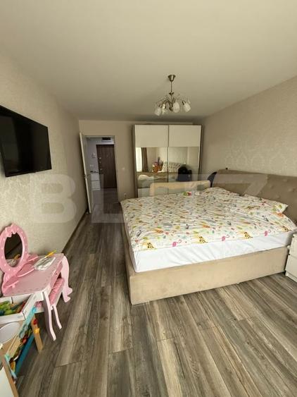 Apartament cu 3 camere decomandat, mobilat în Exterior Nord