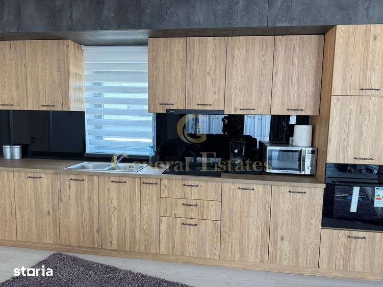 Apartament cu 3 camere decomandat în Tractorul