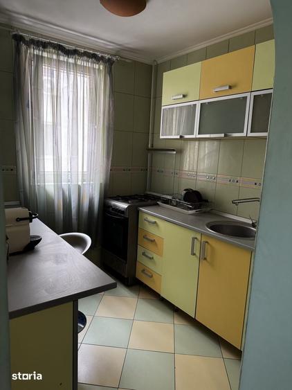 Inchiriere apt 2 camere+ parcare bld Constantin Brancoveanu sector 4 - 5
