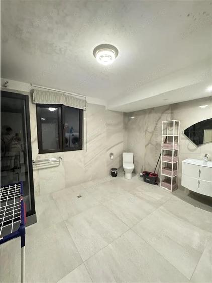 MEHALA - VILA SPATIOASA - 9 CAMERE - GARAJ - TEREN GENEROS - 9