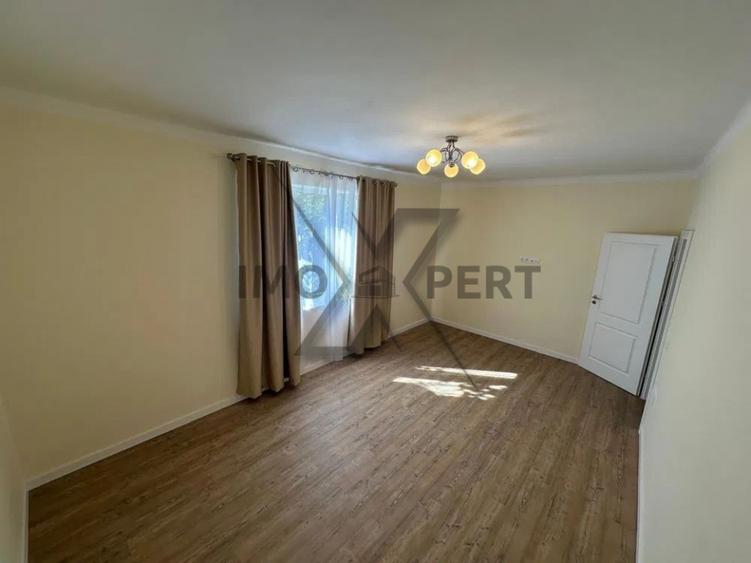 Apartament cu 2 camere, et 1, zona centrala - 3