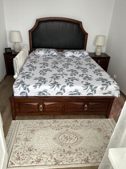 Vând Apartament cu două camere etaj 3 pe mijloc  - 10